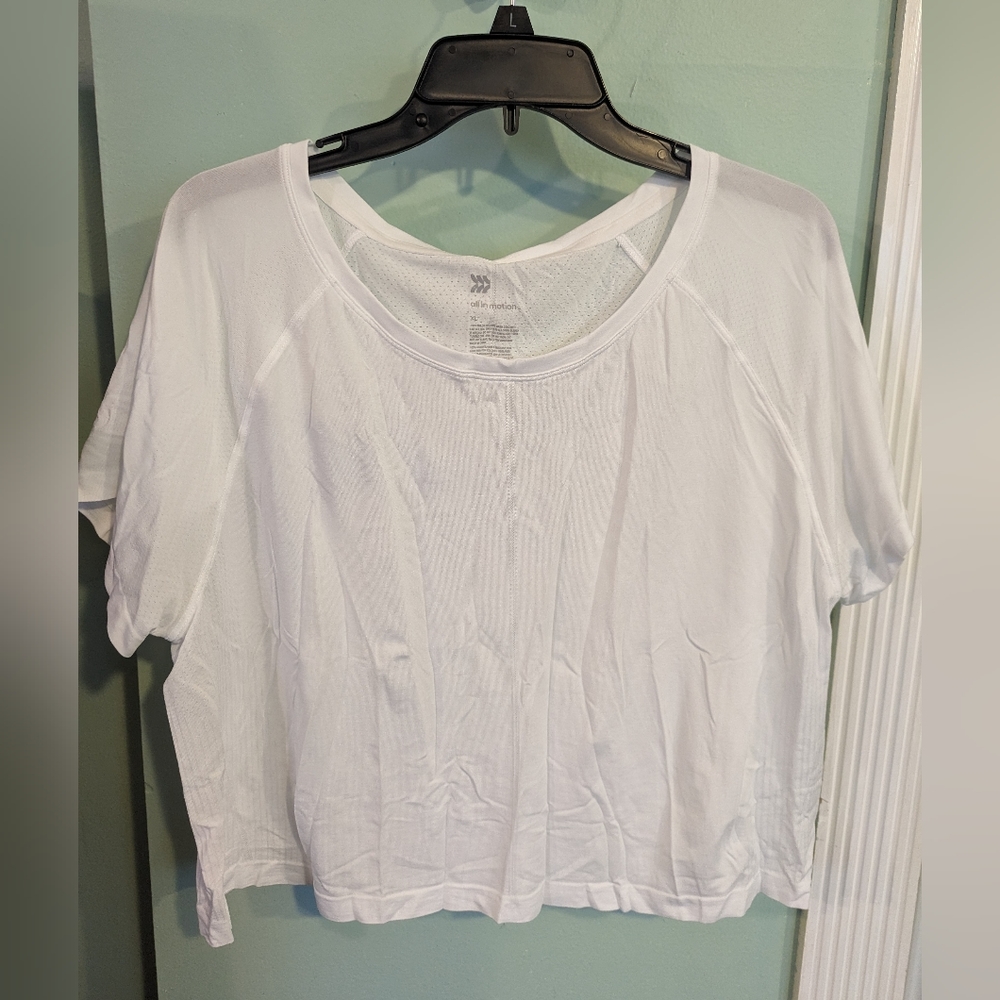 NWT Athleisure Pilates Princess All in Motion XL White Athletic Top